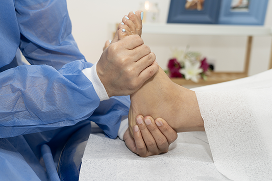 Foot Health and Diabetes: Managing Your Feet with Diabetes